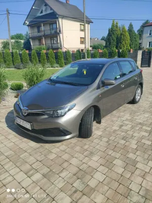 Toyota Auris II (2012-) 1.33 VVT-i Active 2017