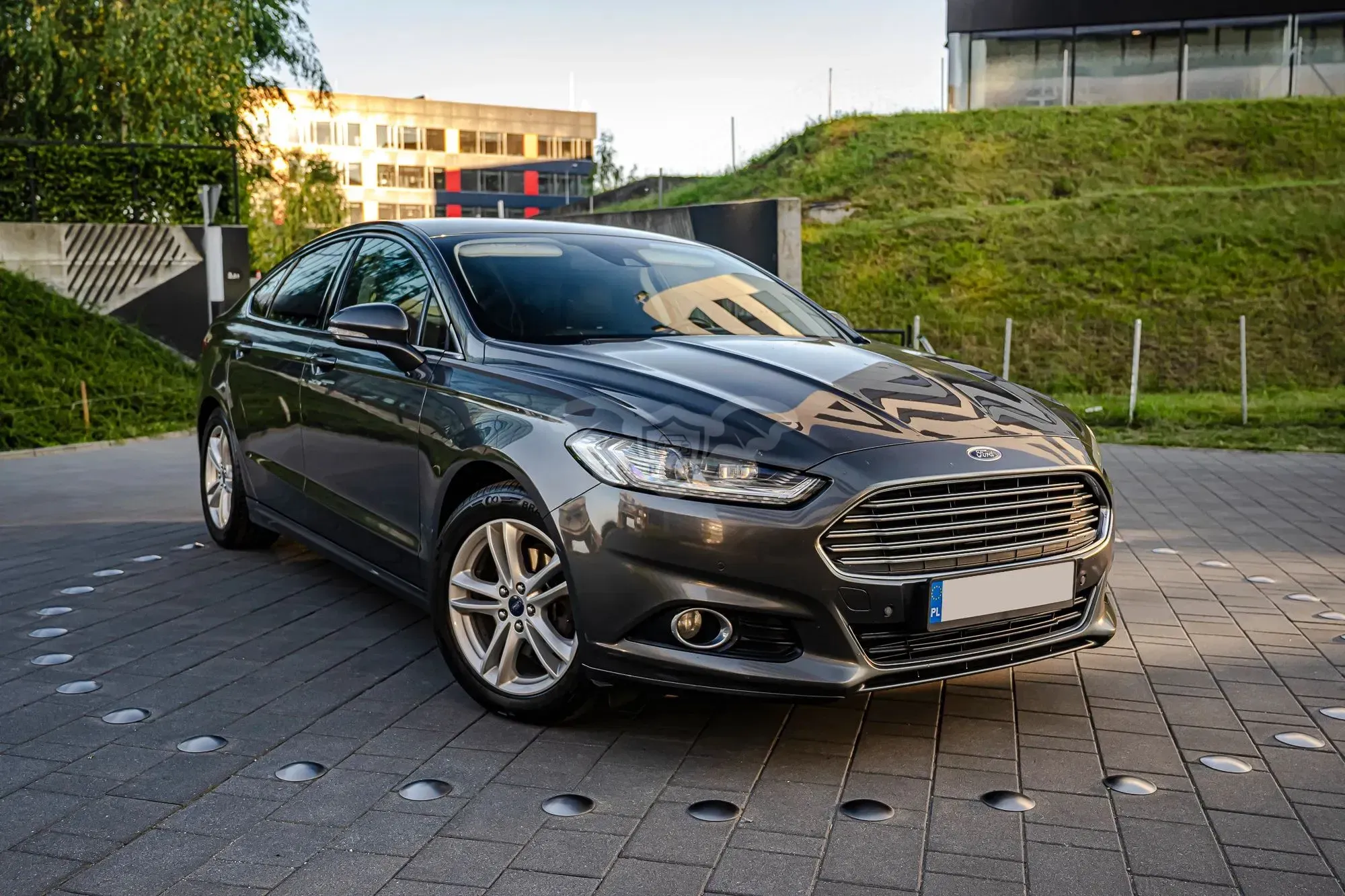 Ford Mondeo Mk5 (2014-) 2.0 TDCi Titanium PowerShift 2016