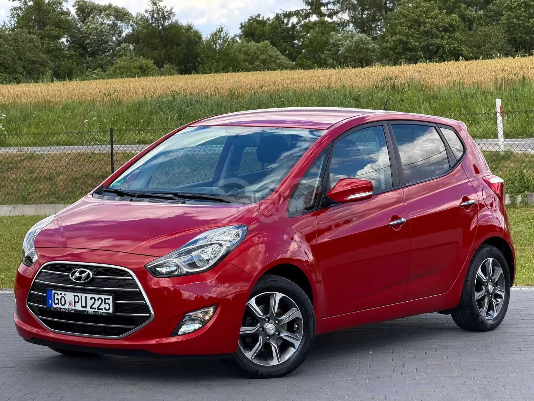 Hyundai IX20 1.4 blue YES Gold 2018