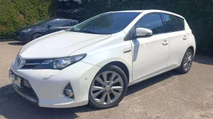 Toyota Auris II (2012-) 1.8 HSD Luna 2014