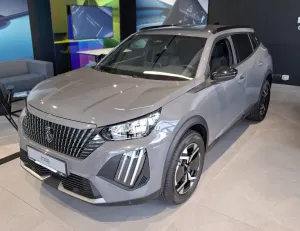 Peugeot 2008 II (2019-) PureTech mHEV Allure e-DCS6 2026