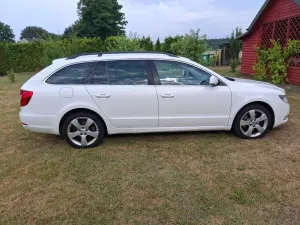 Skoda Superb II (2008-2018) 1.8 TSI Ambition DSG 2011