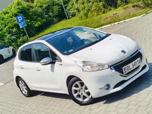 Peugeot 208 I (2012-2019) 82 PureTech Style 2015