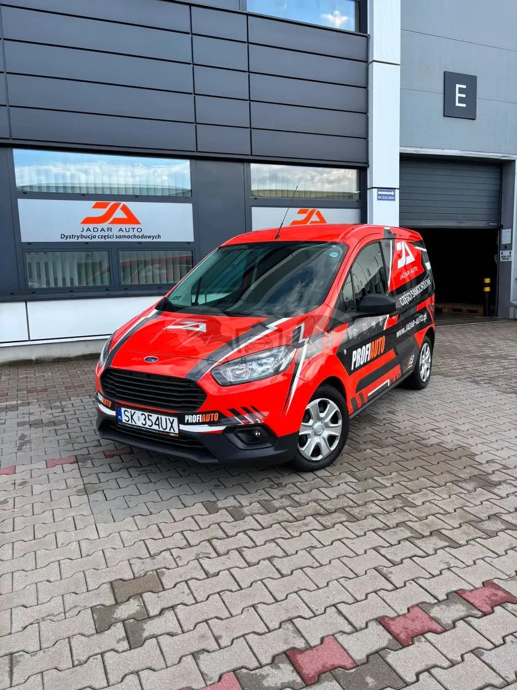 Ford Transit Courier Ambiente 2021
