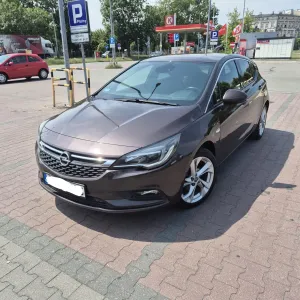 Opel Astra K (2015-2021) 1.4 T Dynamic 2017