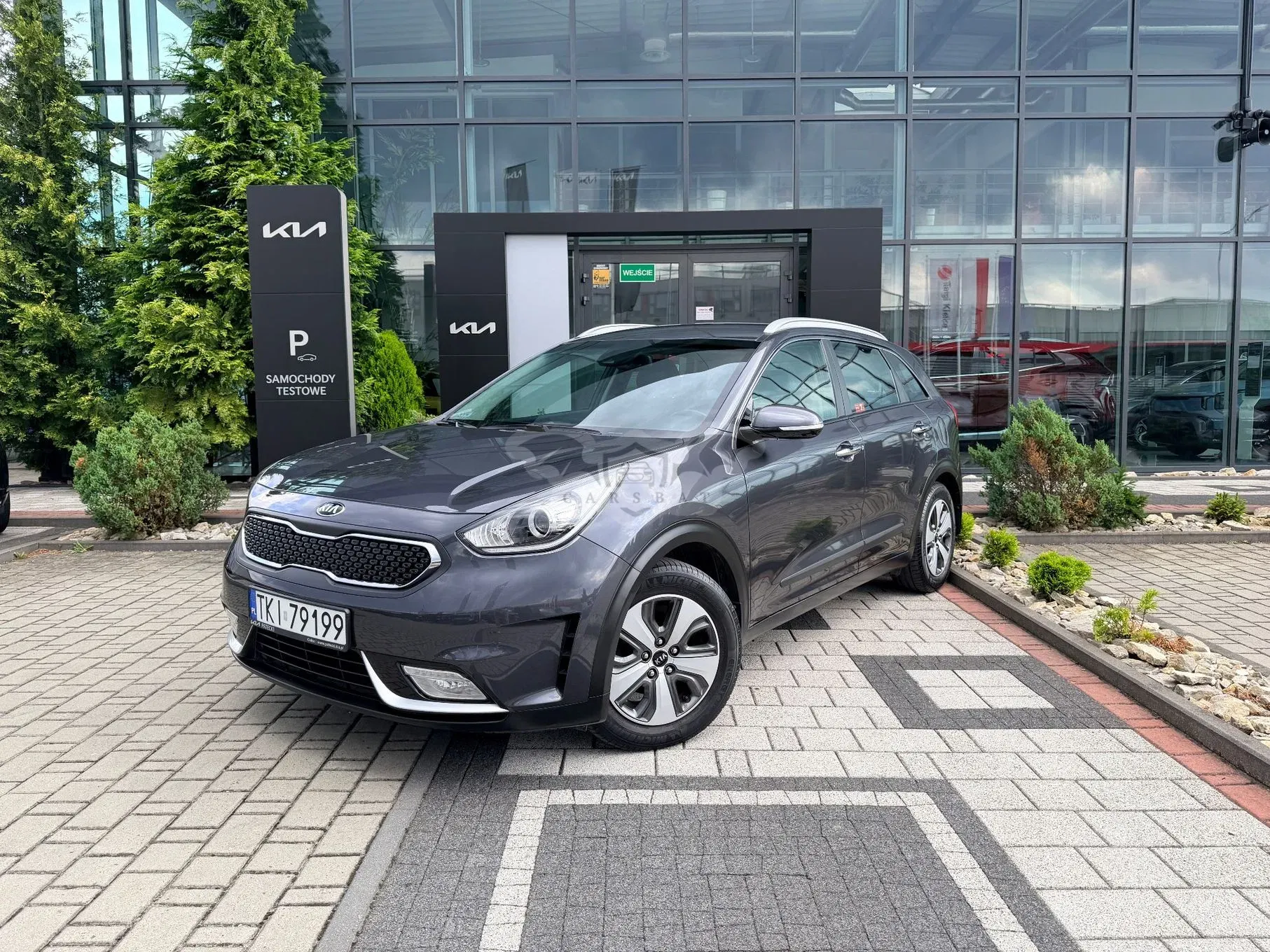 Kia Niro 1.6 GDI Hybrid L 2016