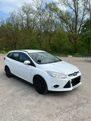 Ford Focus Mk3 (2010-2018) 1.0 EcoBoost Trend 2013
