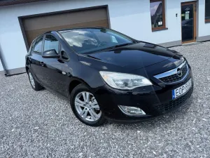 Opel Astra J (2009-2019) 1.4 T Cosmo 2011