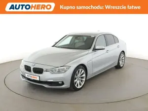 BMW 3 Series F30/F31 (2012-2020) 330e iPerformance Luxury Line 2016