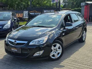 Opel Astra J (2009-2019) 2011