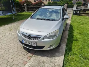 Opel Astra J (2009-2019) 1.4 Turbo 2011
