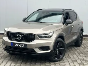 Volvo XC40 B4 B R-Design 2022