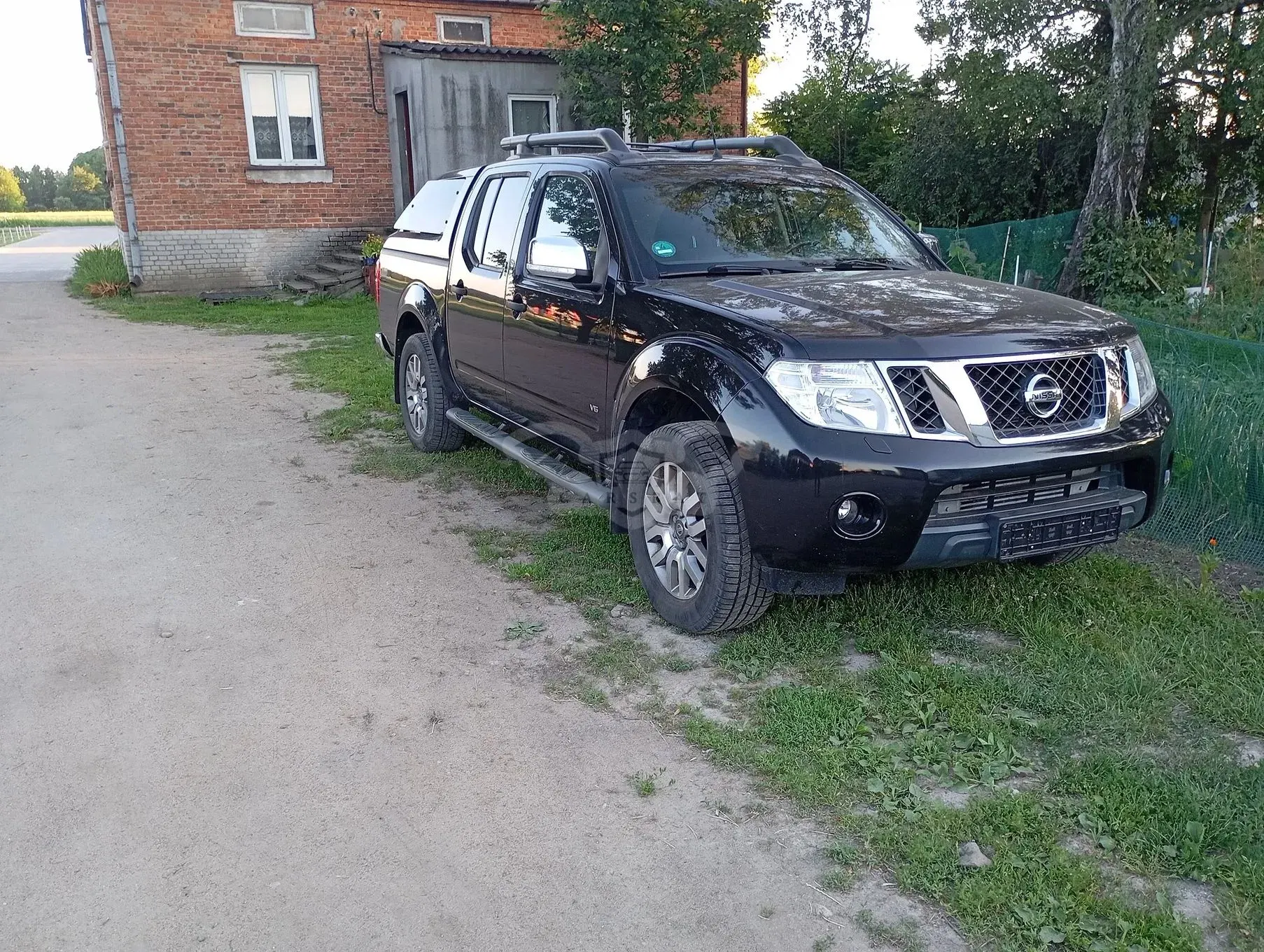 Nissan Navara 3.0 D V6 Platinum Long EU5 2011