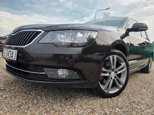 Skoda Superb II (2008-2018) 2.0 TDI DSG Exclusive 2015