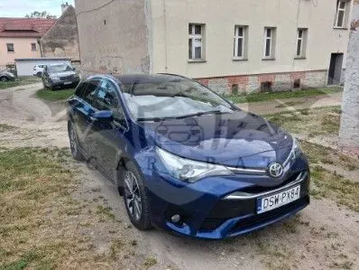 Toyota Avensis III (2009-) 2.0 D-4D Prestige 2015