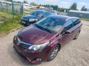 Toyota Avensis III (2009-) 1.8 Executive 2013