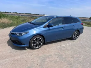 Toyota Auris II (2012-) 1.6 Premium + 2015