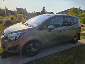 Opel Meriva II (2010-) 2010