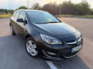 Opel Astra J (2009-2019) 2.0 CDTI DPF ecoFLEX SportsTourer Start/Stop Edition 2015