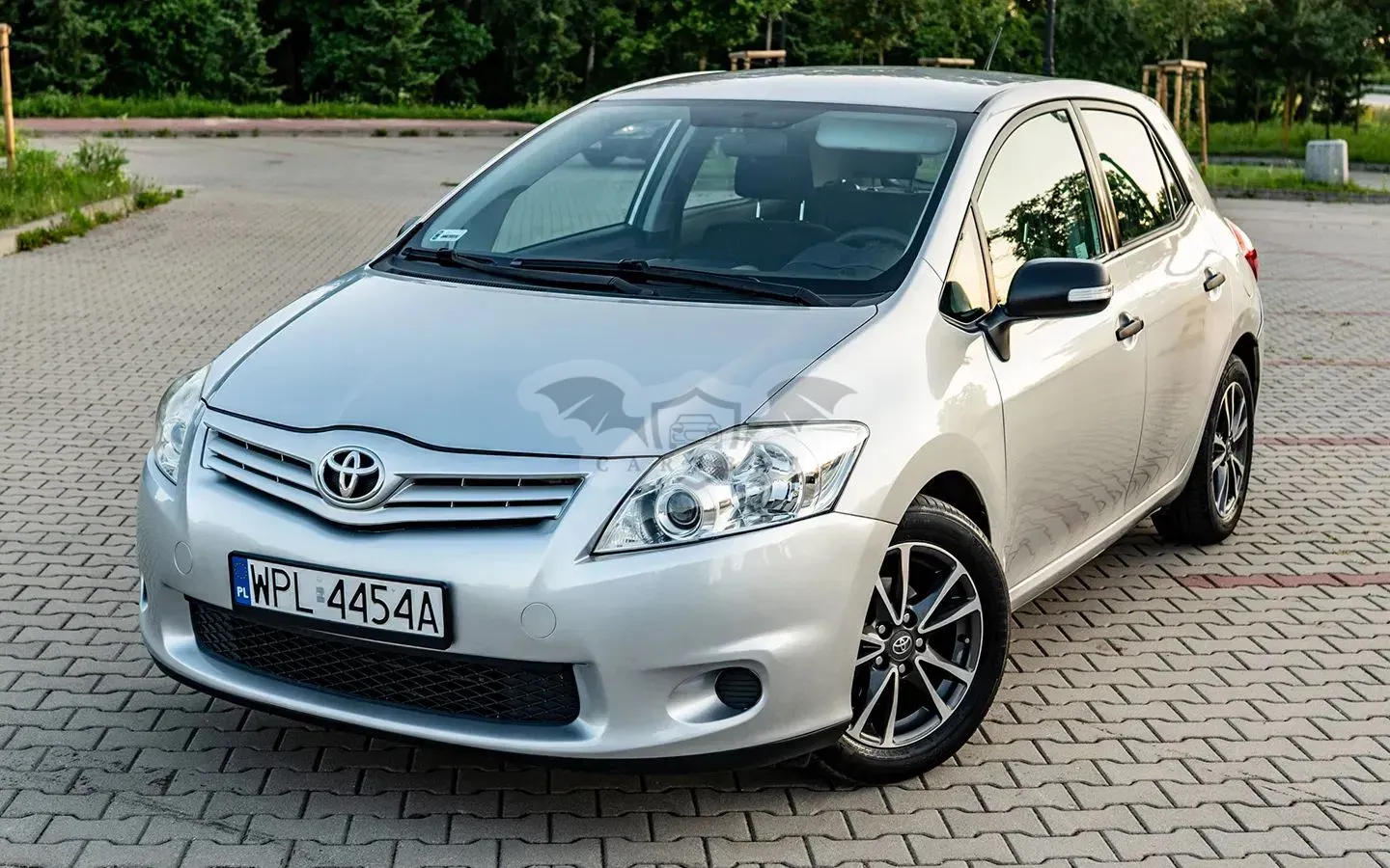 Toyota Auris I (2006-2012) 1.4 D-4D Luna EU5 2012