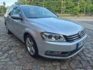 Volkswagen Passat B7 (2010-2014) 2.0 TDI DSG BlueMotion Technology Highline 2013