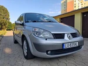 Renault Scenic II (2003-2009) 1.9 dCi Confort Expression 2006