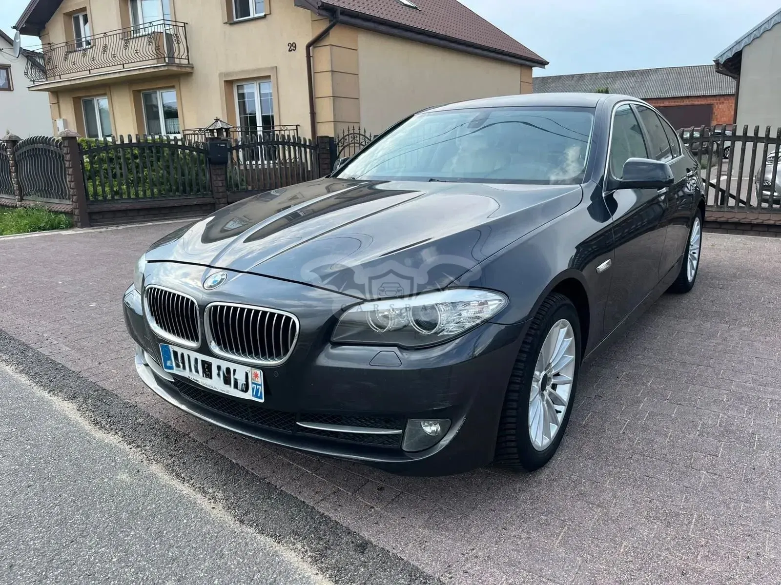 BMW 5 Series F10/F11 (2009-2017) 520d Luxury Line 2011