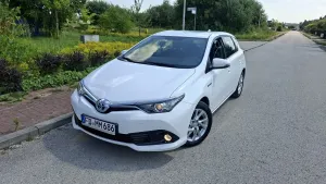 Toyota Auris II (2012-) 1.8 HSD Luna 2016