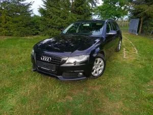 Audi A4 B8 (2007-2015) 2.0 TDI DPF Attraction 2011