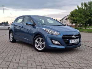 Hyundai i30 II (2012-2017) blue 1.6 GDI Trend 2016
