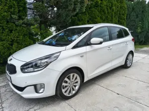 Kia Carens (Rondo) IV (2013-) 1.7 CRDi 115 Dream Team Edition 2014