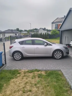 Opel Astra J (2009-2019) 1.6 CDTI Cosmo 2014