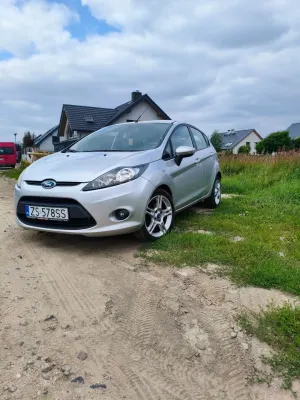 Ford Fiesta Mk7 (2008-) 1.25 Trend 2012