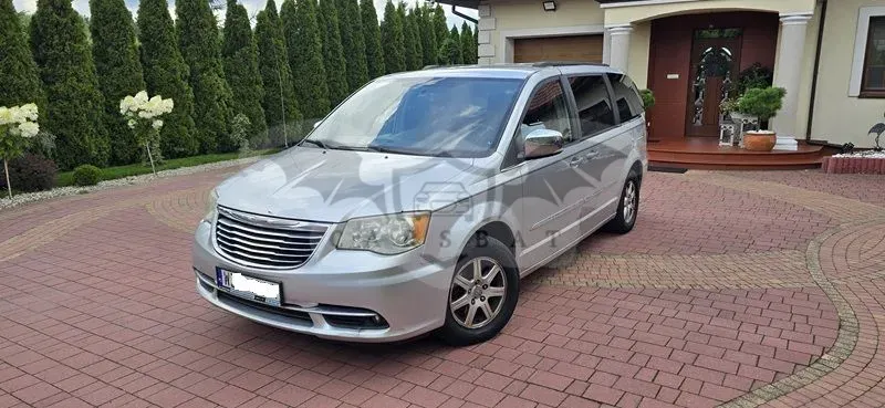 Chrysler Town & Country V (2007-2016) 3.6 Touring 2012