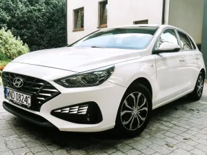 Hyundai i30 III (2017-) 1.0 T-GDI Classic + 2022