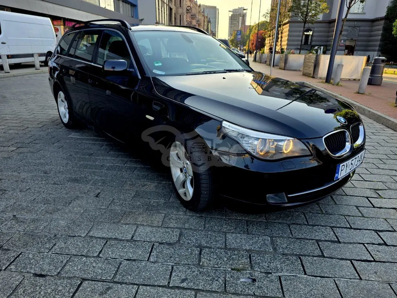BMW 5 Series E60/E61 (2003-2010) 520d 2009