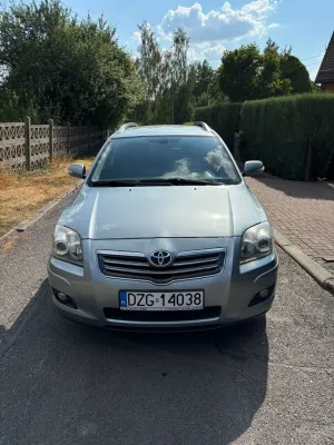 Toyota Avensis II (2003-2009) 2.0 D-4D Luna 2008