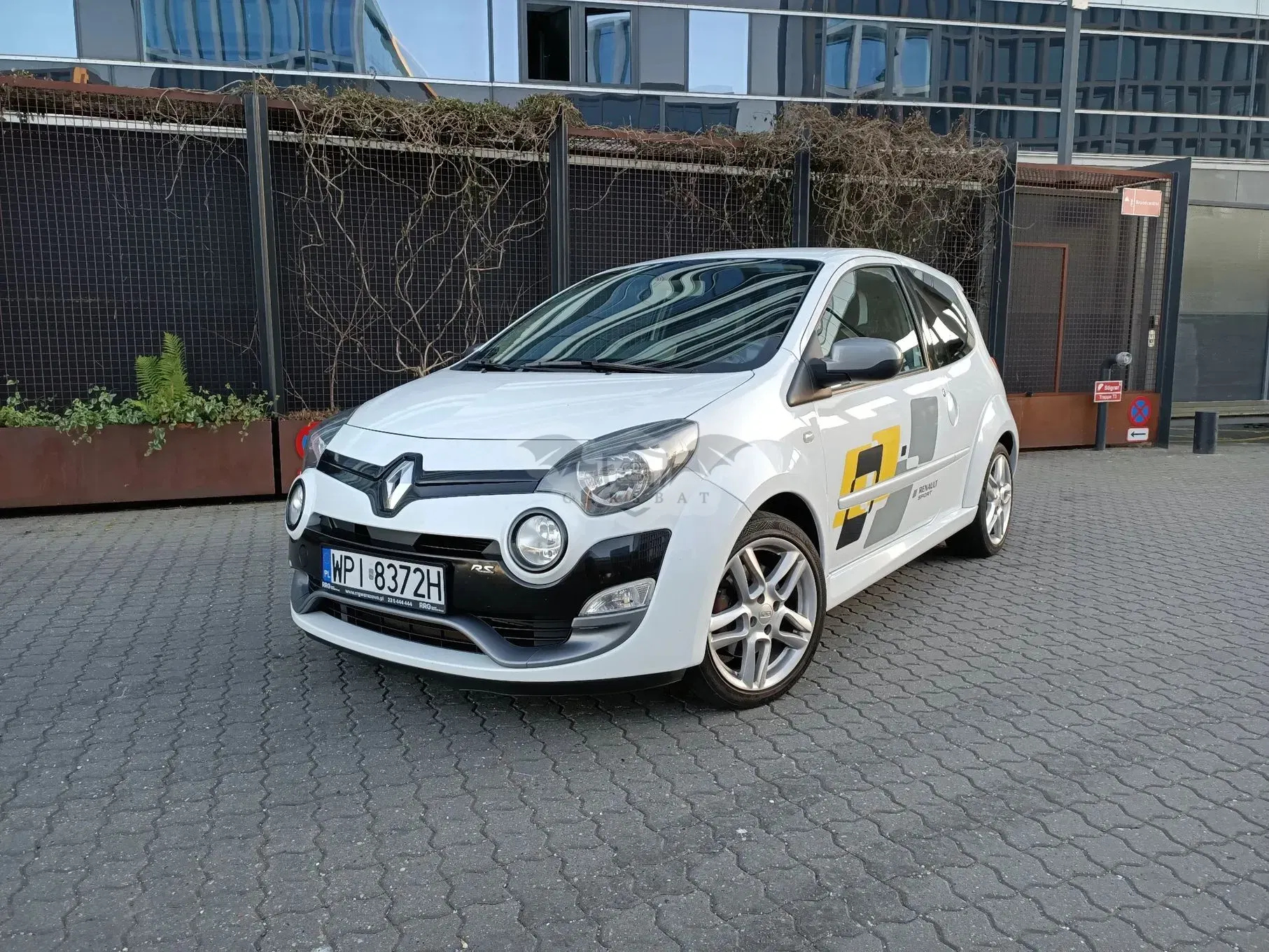 Renault Twingo II (2007-2014) 1.6 16V Sport 2012