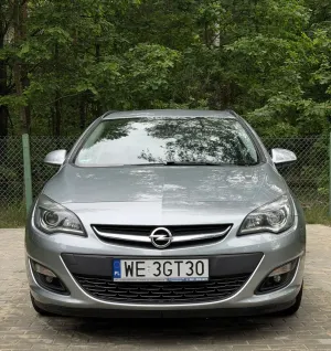 Opel Astra J (2009-2019) 1.4 T Sport 2014