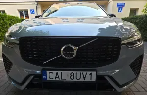 Volvo XC60 II (2017-) B5 B AWD Plus Dark 2024