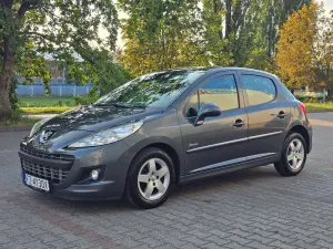 Peugeot 207 95 VTi Forever 2012
