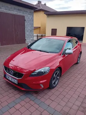 Volvo V40 II (2012-) D2 Drive-E R-Design Momentum 2015