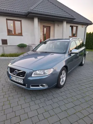 Volvo V70 III (2007-) D3 R-Design 2011