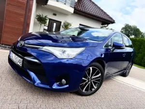 Toyota Avensis III (2009-) 2.0 D-4D Premium 2018