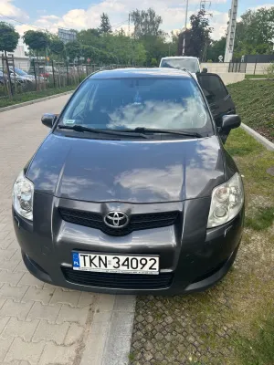 Toyota Auris I (2006-2012) 2.0 D-4D Sol 2007