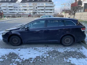 Toyota Avensis III (2009-) 2.0 D-4D Sol plus+NAVI 2009