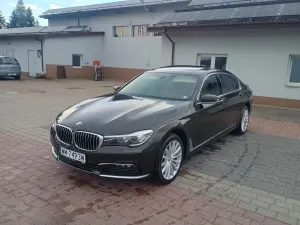 BMW 7 Series G11/12 (2015-2022) 740Li 2015