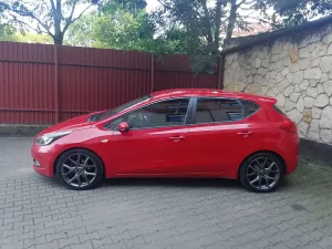 Kia Ceed II (2012-) 1.6 CRDi 128 97g Edition 7 2015