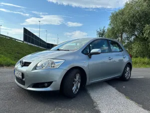 Toyota Auris I (2006-2012) 2.0 D-4D 2008