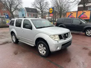 Nissan Pathfinder 2.5 DCi Elegance 2006